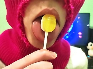 Adorable Lady Sucking A Sweet Lollipop! (chupa Chups)!